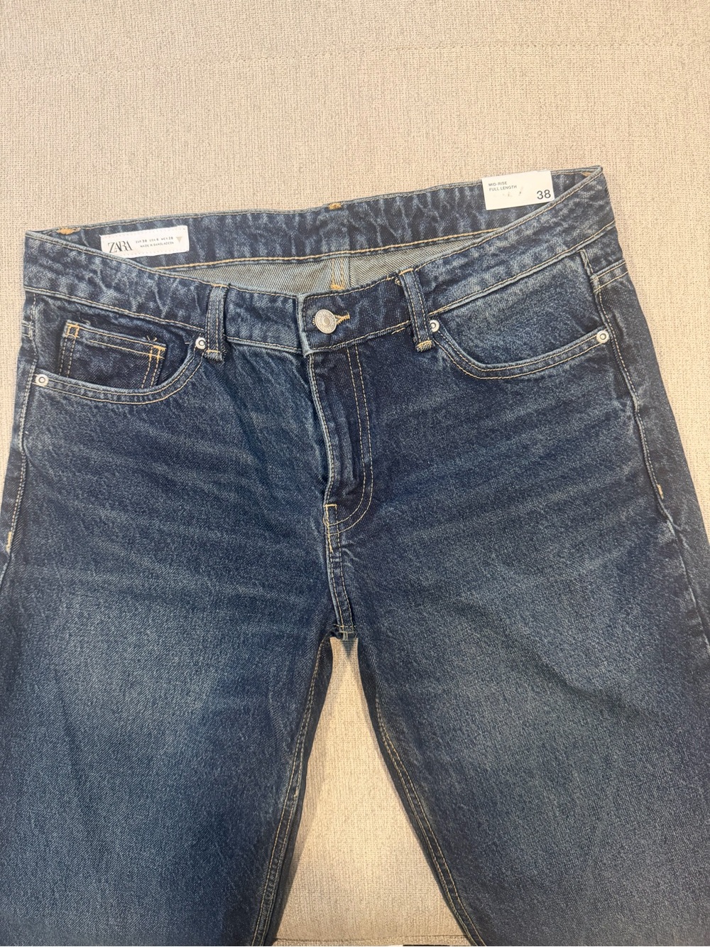 Zara Heart-Back Dark Blue Straight-Leg Jeans - Picture 3 of 4